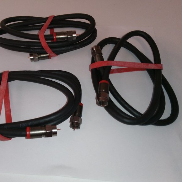 COMMSCOPE, Inc. 9900963 -18 AWG CATV Coaxial Cable 4ft #4 - Picture 1 of 4